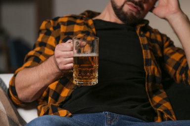 Пивной алкоголизм в Петровом Вал